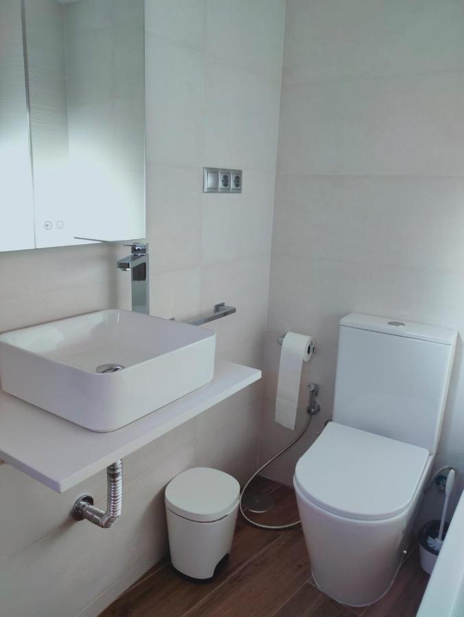 Beautiful Apartment In Third Line Beach Boliches Fuengirola Bagian luar foto